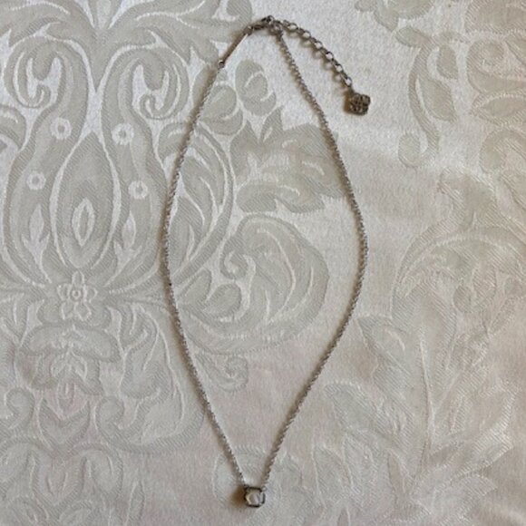 Kendra Scott Mother Pearl on Chain Necklace - Picture 5 of 5